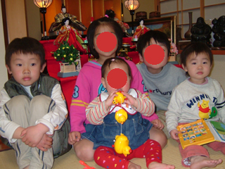 許可を取ってないので顔に丸いれました(^^;)