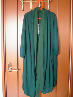 不思議系カーディガンｗグリーンって難しいと思うんだけど最近大好きなんだよねー。