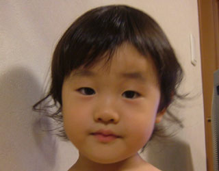 痛み易い細くて少ない髪の毛をトリートメントしつつ伸ばしてたのに元の木阿弥だぜ！